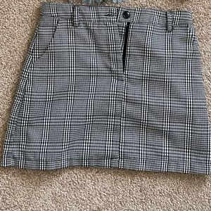 Plaid mini skirt